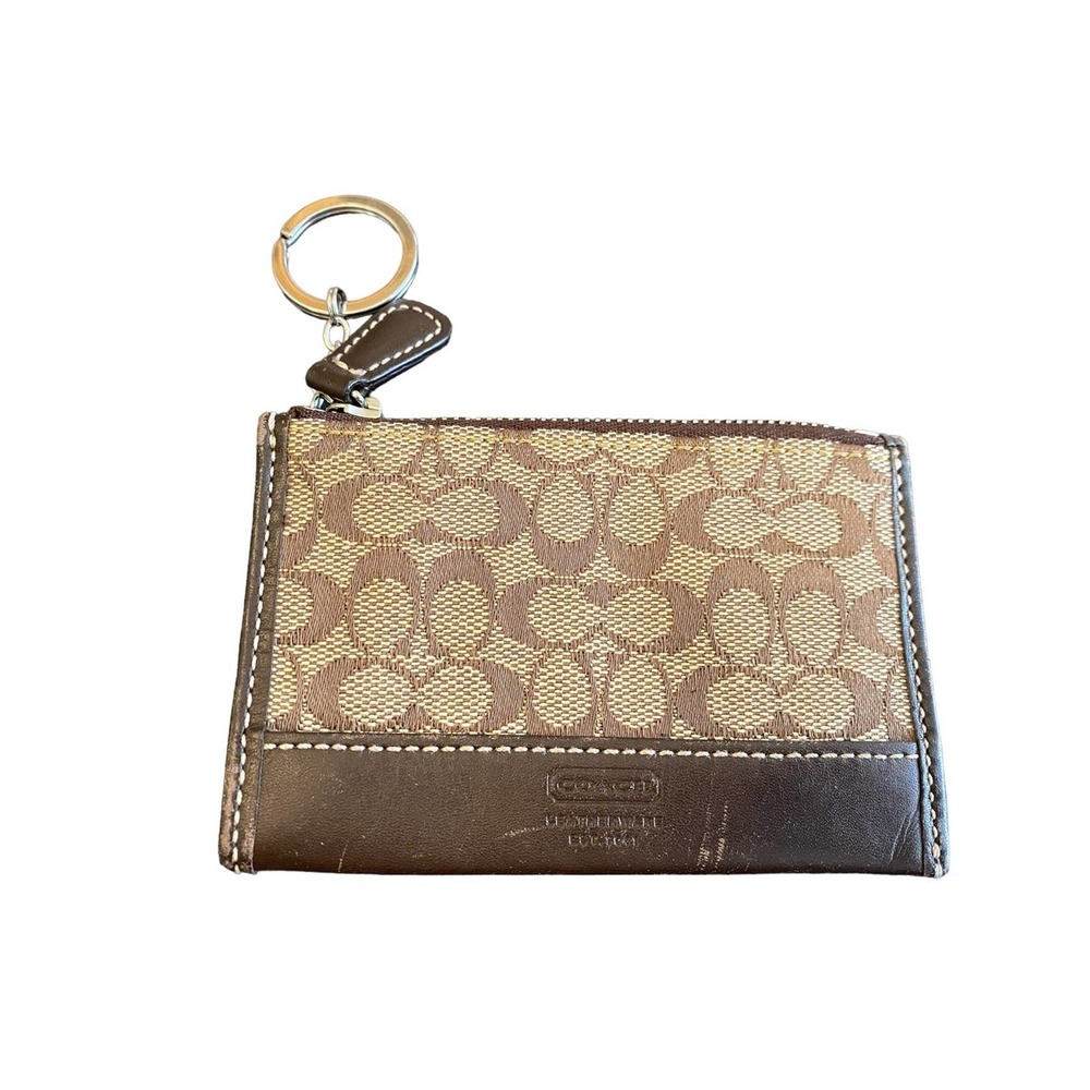 CLASSIC COACH CHANGE PURSE WITH KEY RING, BROWN ON TAN. LEATHER TRIM. LIKE NEW